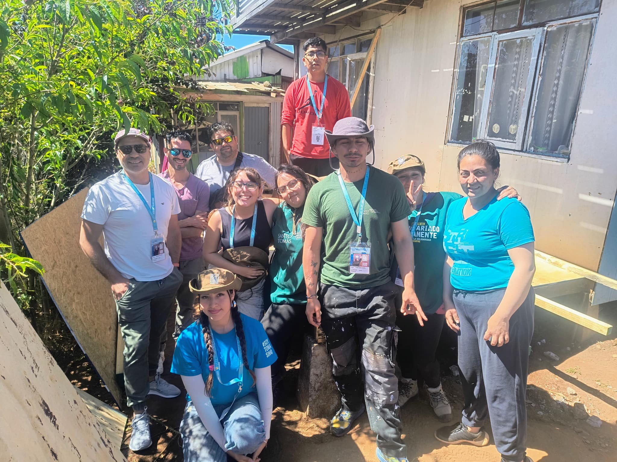 De las aulas a la acción social: 25 estudiantes de Santo Tomás Talca participaron en los trabajos voluntarios de verano
