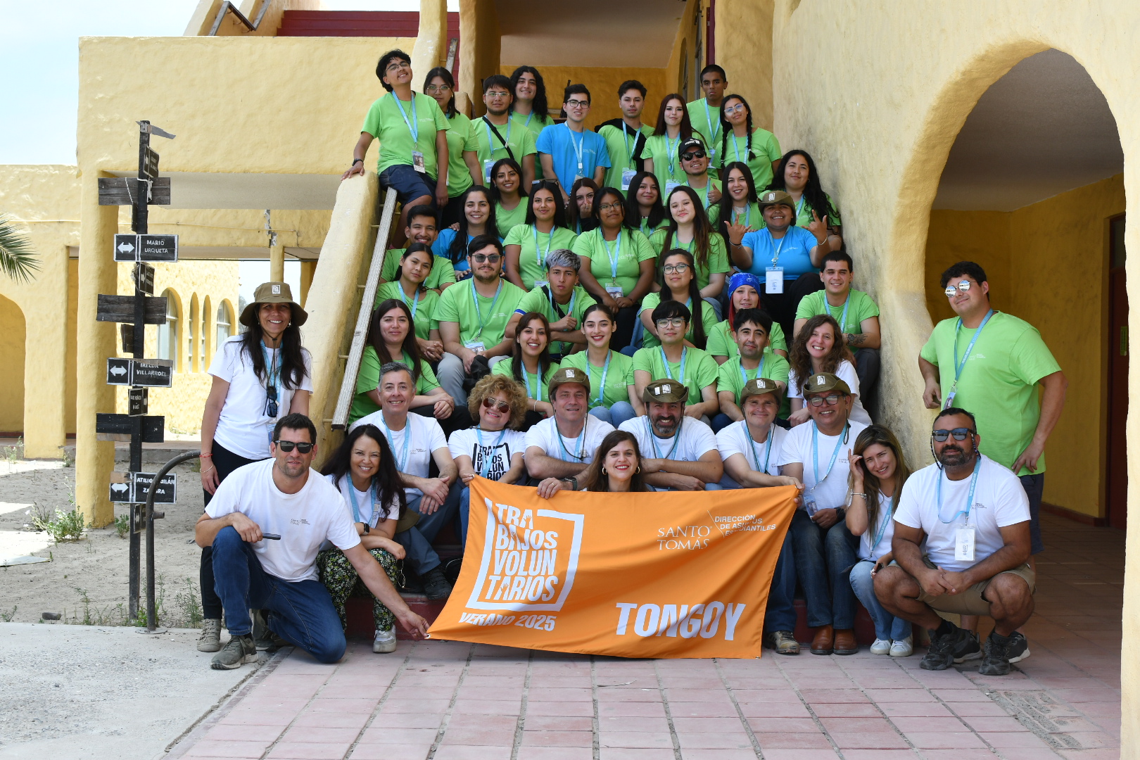 Estudiantes de sede Iquique participaron en voluntariado en Tongoy