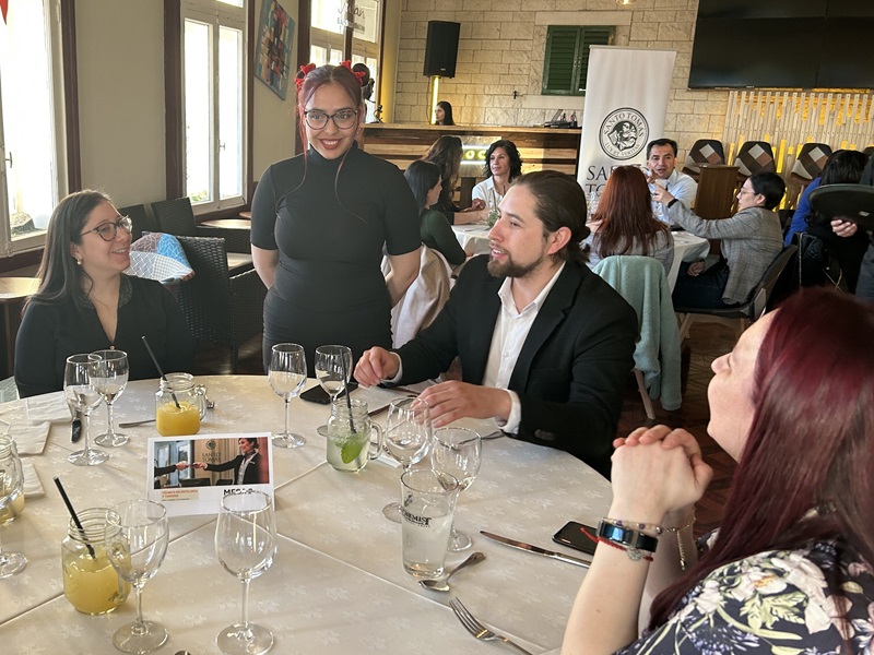 Estudiantes de Técnico en Hotelería y Turismo realizaron Cena de Maridaje como cierre de semestre