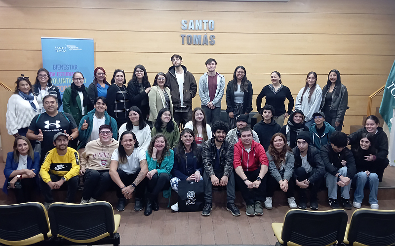 Estudiantes se informaron sobre la Política Integral CEDI en Santo Tomás Viña del Mar