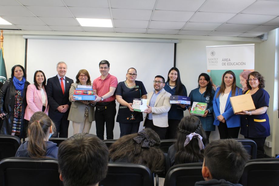 Santo Tomás fortalece el aprendizaje infantil en Ñuble con metodología basada en juegos