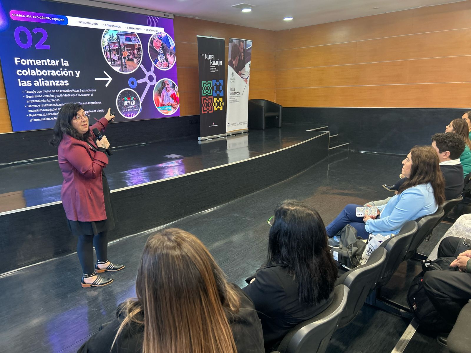 Charla “Mujeres que Transforman” destacó el empoderamiento y la asociatividad en el Mes de la Mujer