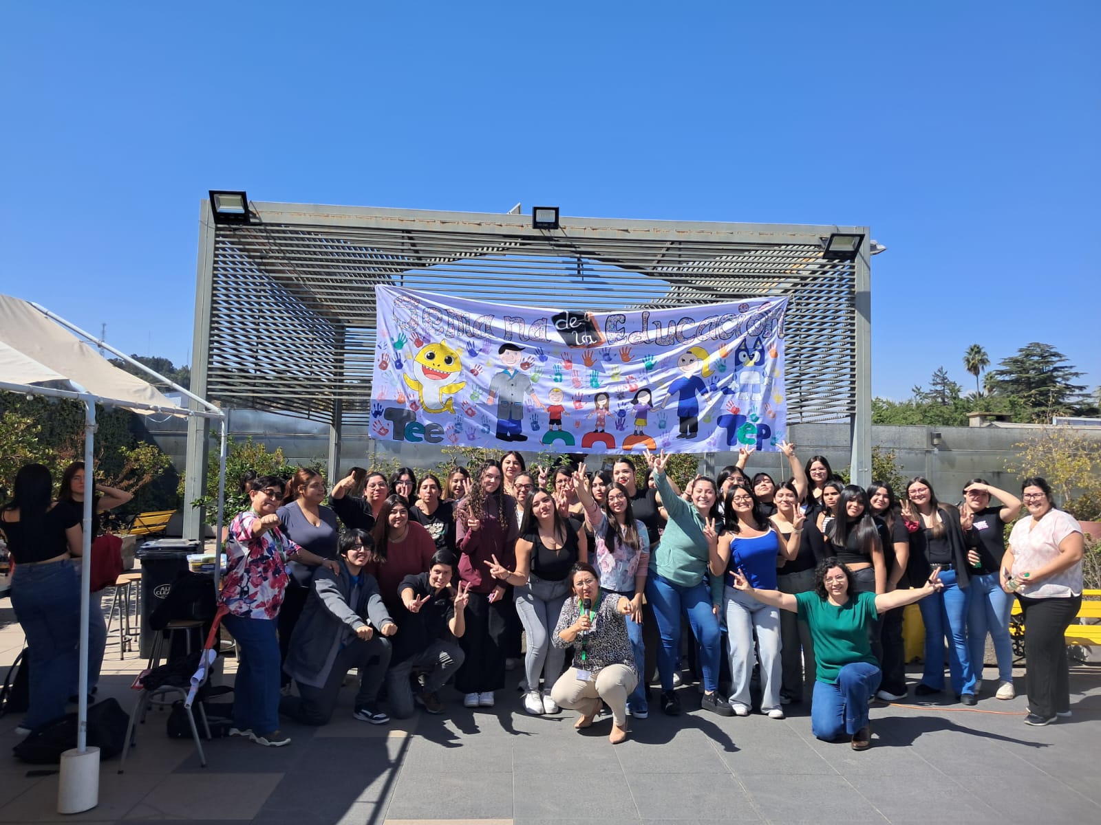 Semana de la Educación 2025 en Santo Tomás Curicó: Bienvenida a alumnado nuevo, estableciendo hito del área.