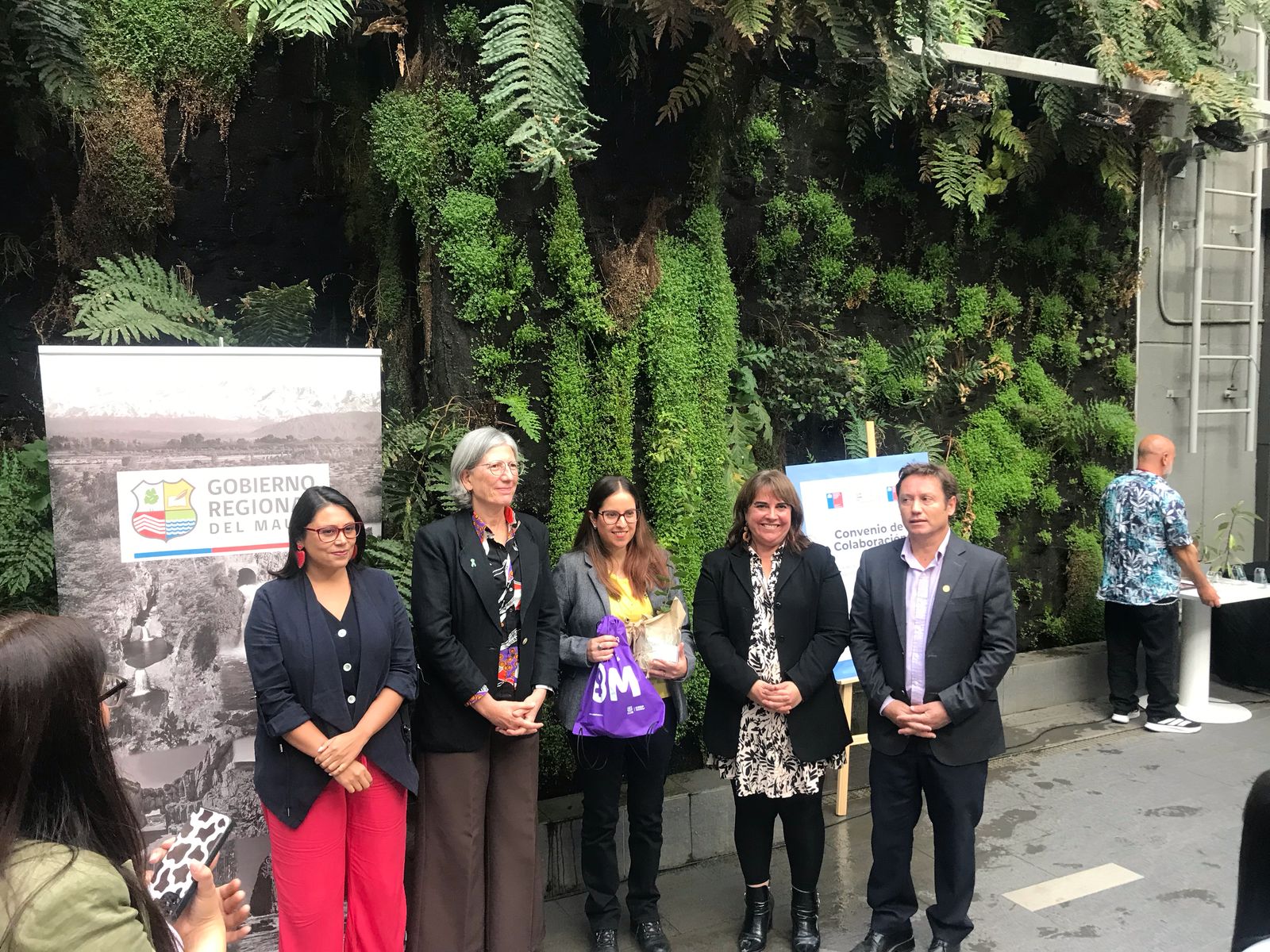 Académica de Medicina Veterinaria de la UST Talca fue reconocida como "Mujer referente de la Región del Maule"