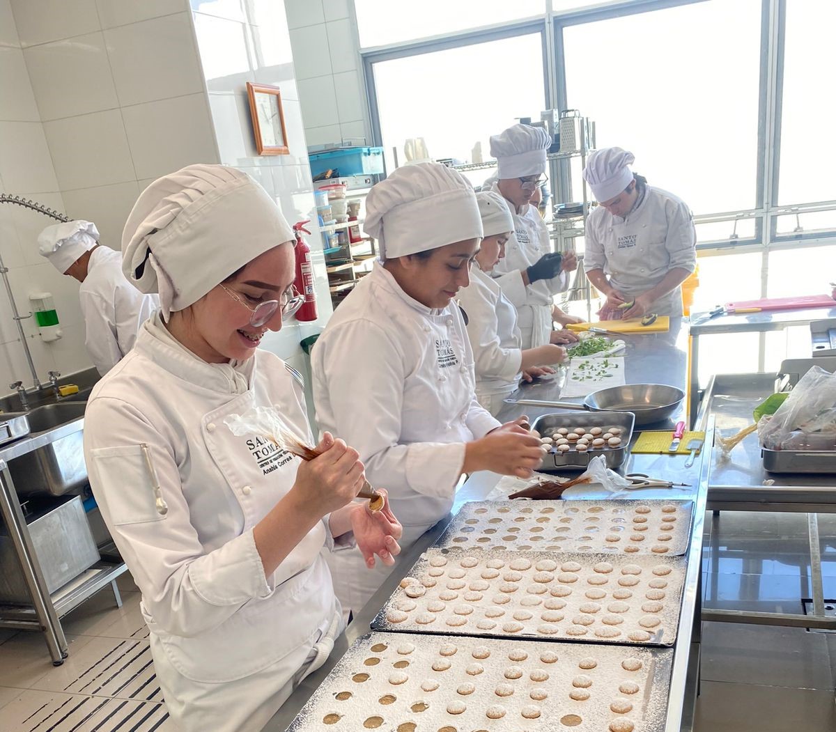 Santo Tomás celebra el Día de la Cocina Chilena con actividades a lo largo del país