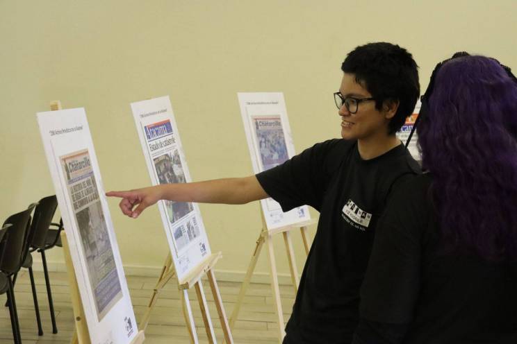 Estudiantes de Santo Tomás Copiapó participan en conversatorio y conocen exposición “25-M: Archivos periodísticos de los aluviones”