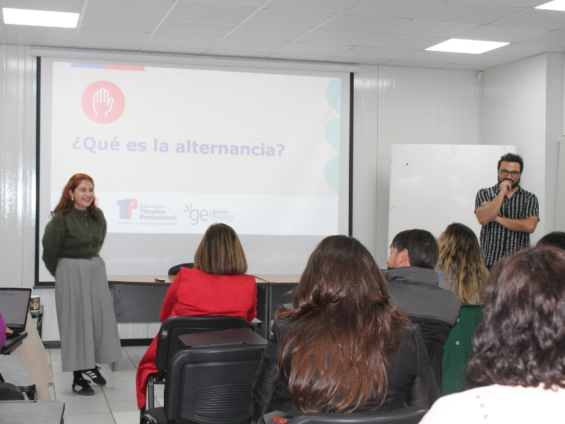 Sede Puente Alto inicia ciclos de alternancia con colegios EMTP