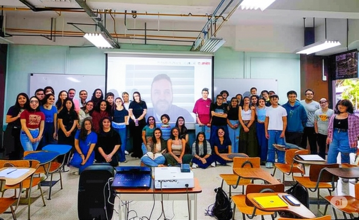 Académico de la UST Temuco expone en Universidad de Costa Rica sobre investigación que combate efectos de la contaminación en La Araucanía