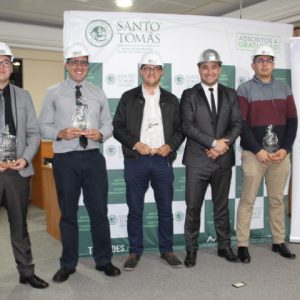 📸 Revive los mejores momentos de la Ceremonia del Casco Blanco 2025 en Santo Tomás Chillán