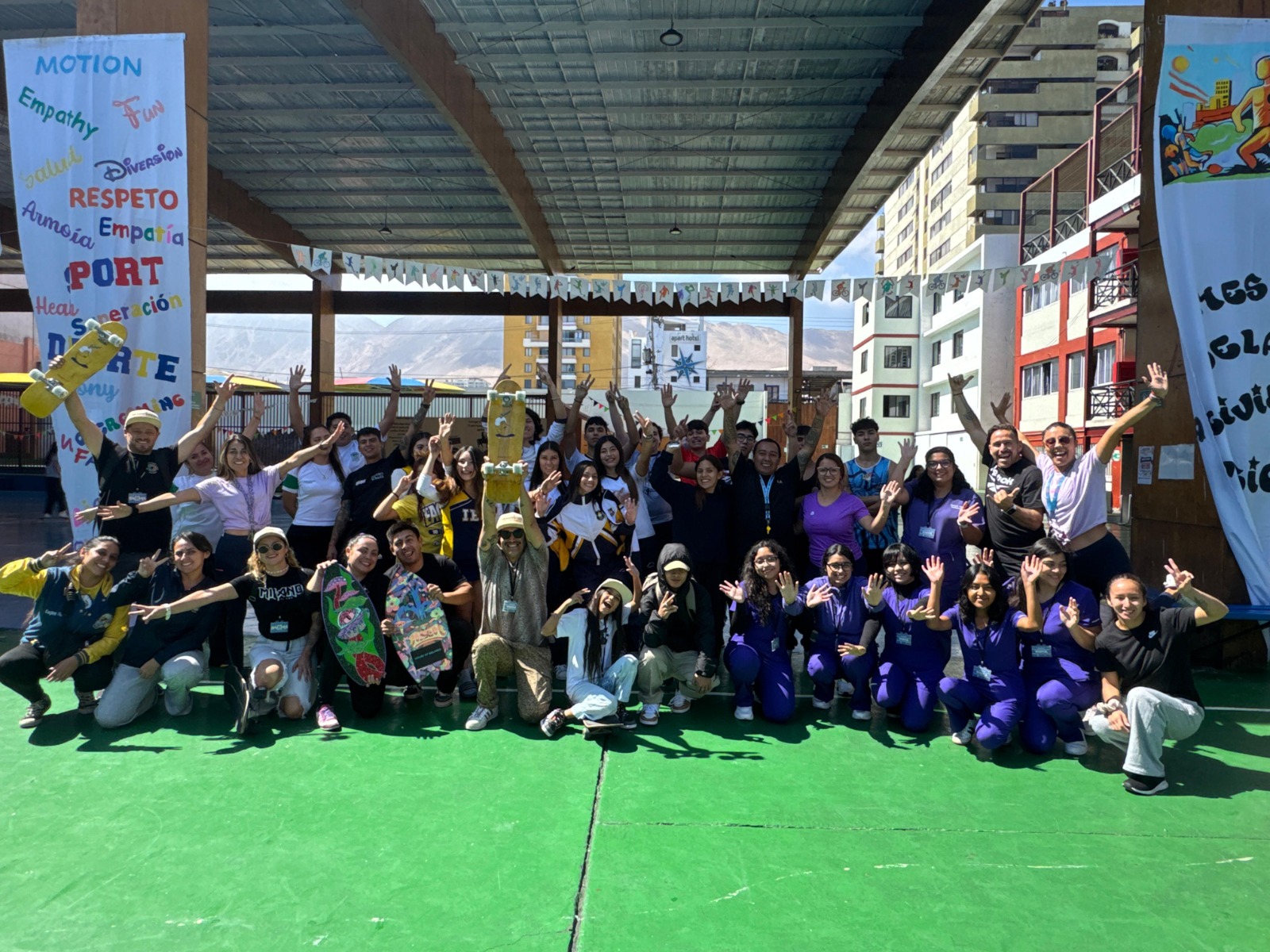 Estudiantes de Nutrición y Dietética UST promueven hábitos saludables en colegio iquiqueño