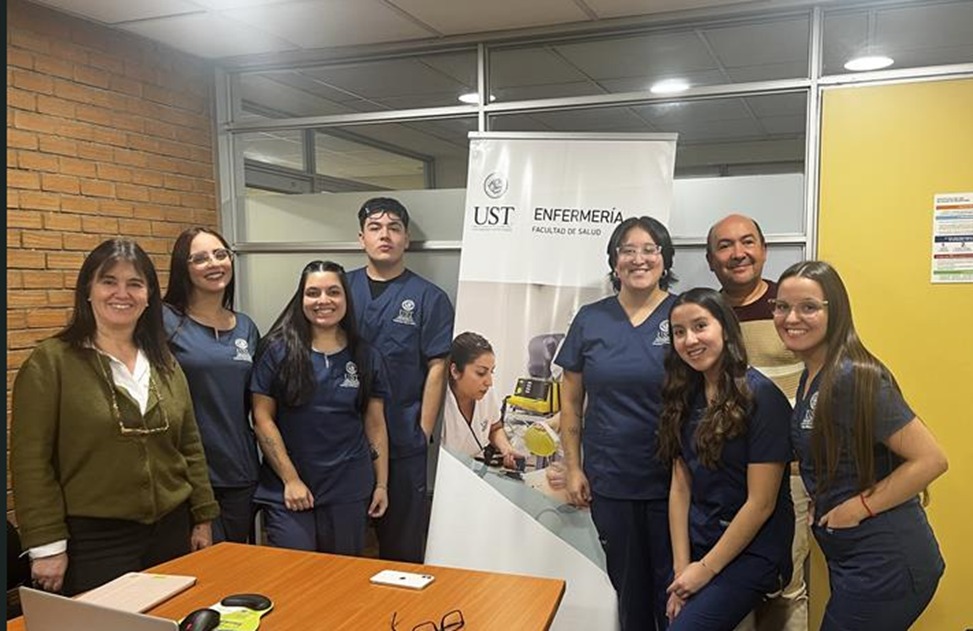 Enfermería UST Los Ángeles fortalece internacionalización mediante destacados eventos académicos