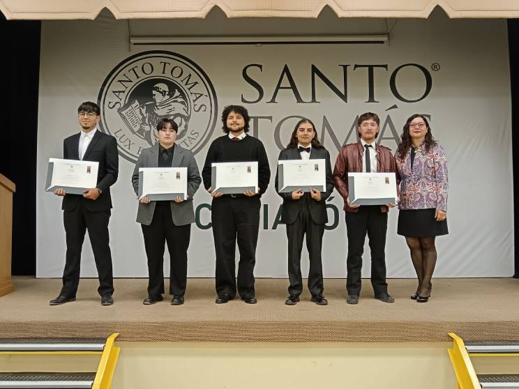 235 nuevos profesionales y técnicos recibieron su título en Santo Tomás Copiapó