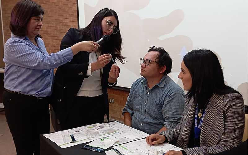 Proyecto de Vinculación con el Medio “Lenguaje positivo” forma nuevos monitores para prevenir el VIH