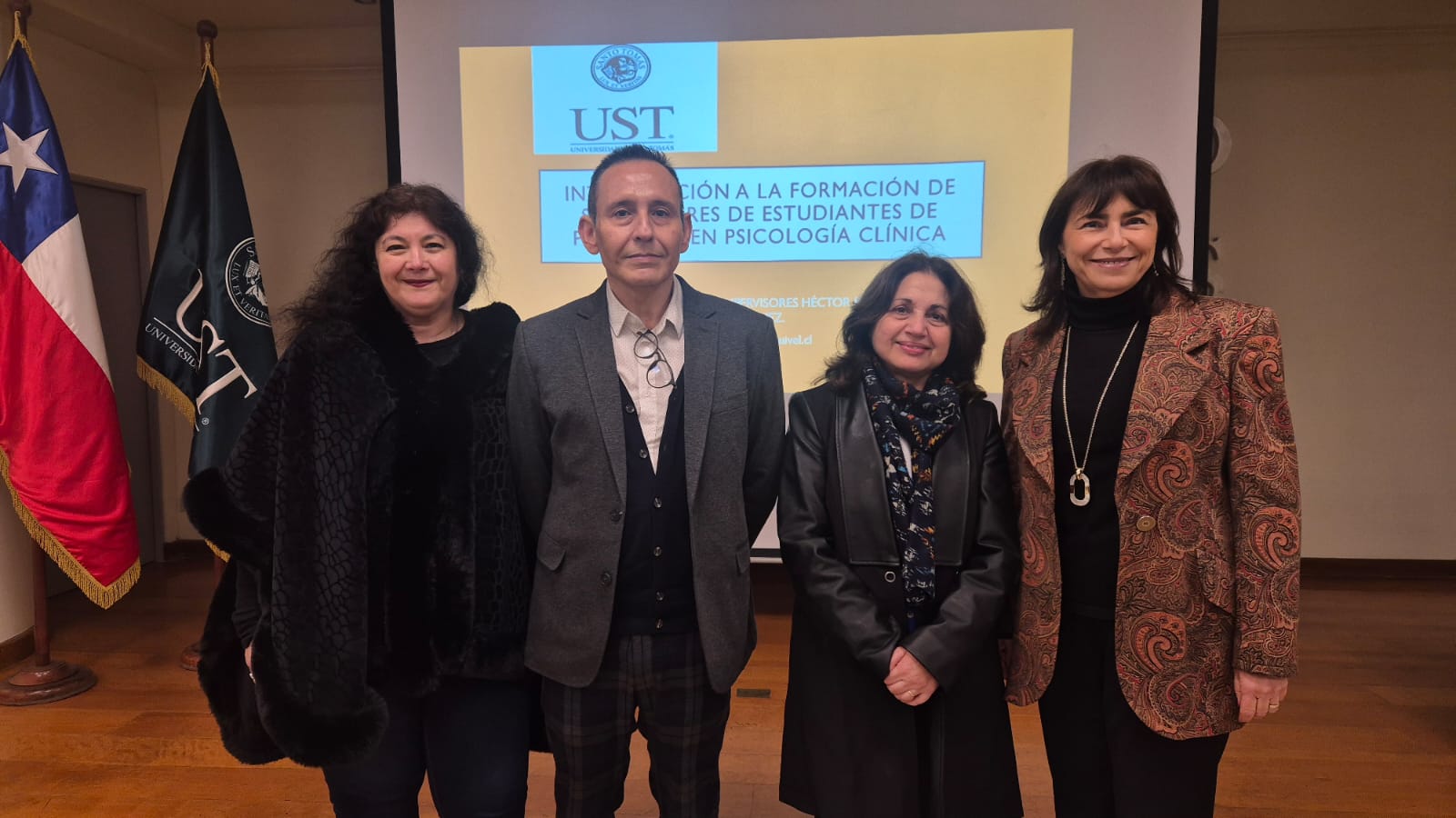 Supervisión clínica en pregrado: UST reúne a expertos en jornada de formación para supervisores de Psicología