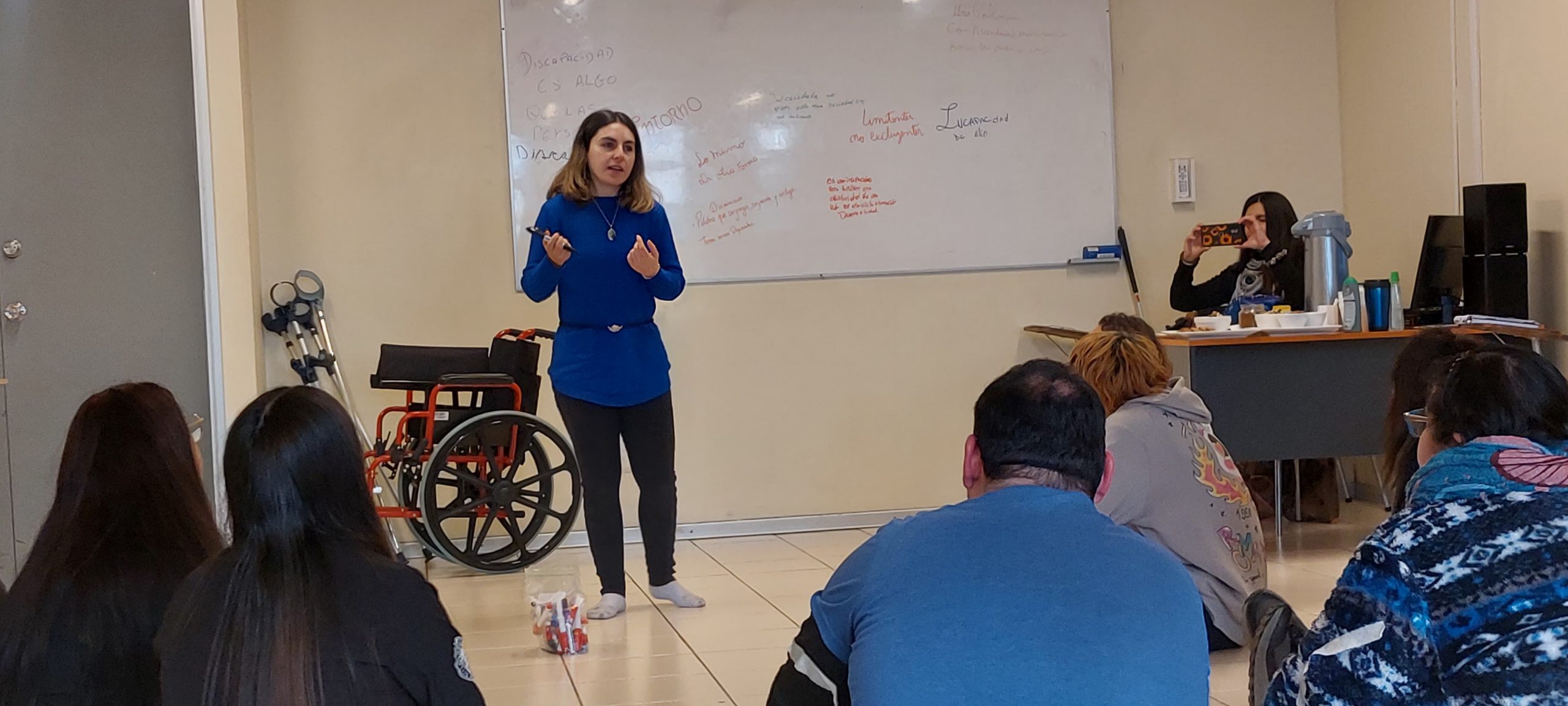 Estudiantes participaron en taller experiencial sobre diversidad funcional e inclusión