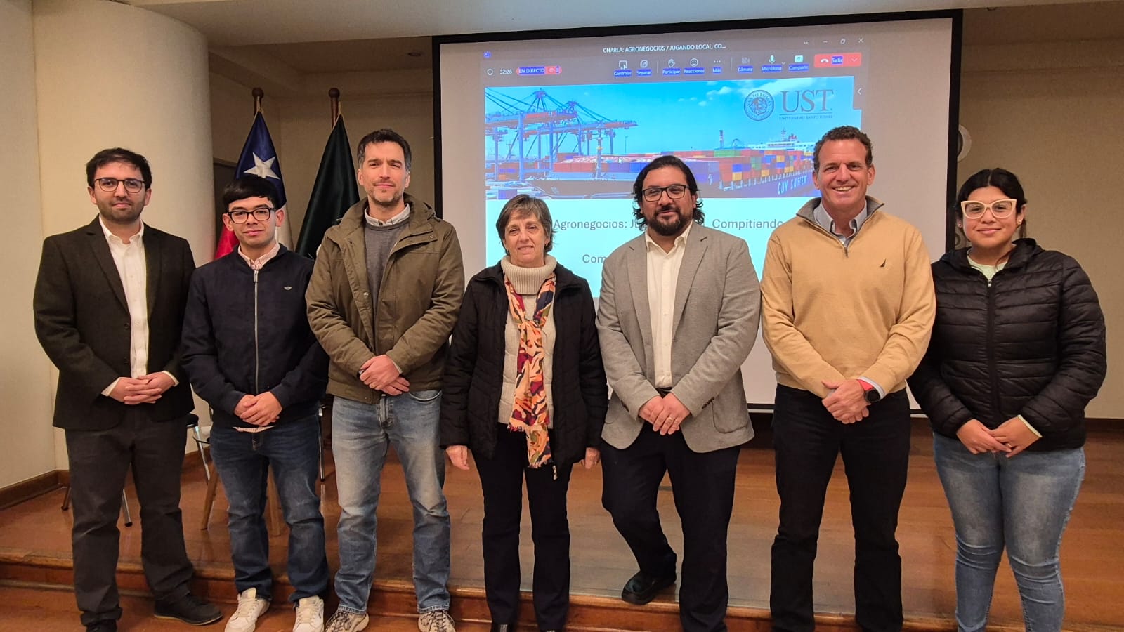 Charla sobre agronegocios conecta a estudiantes de Agronomía UST con líderes del sector