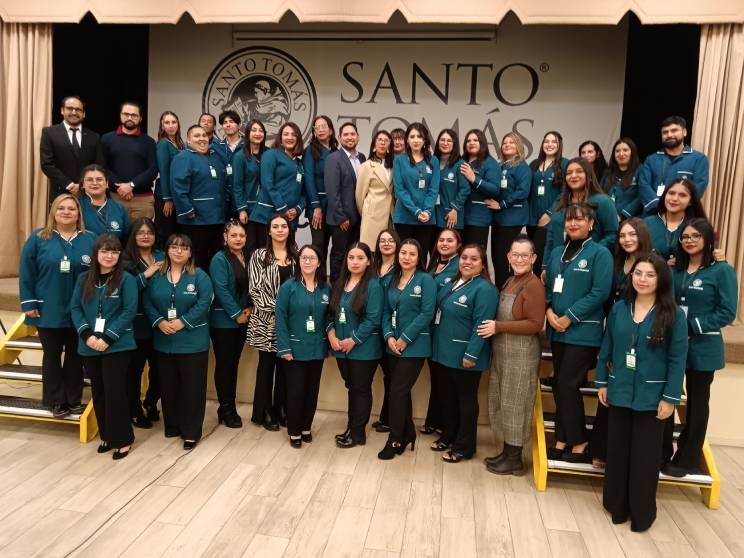 Estudiantes de Psicopedagogía de Santo Tomás Copiapó reciben investidura