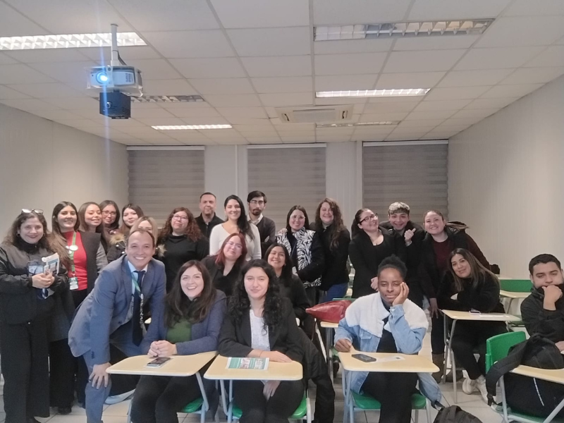 Estudiantes de Administración presentan propuestas para fortalecer matrícula en el marco de la asignatura Marketing Operacional