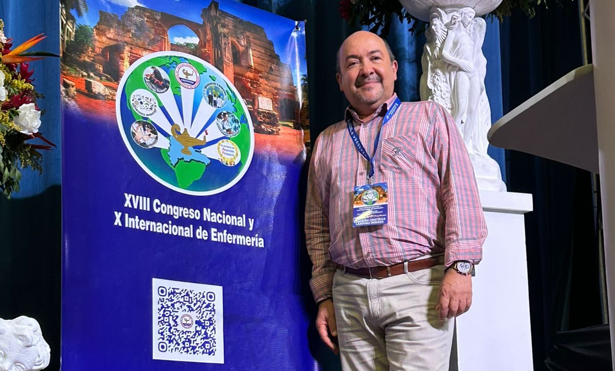 Académico Investigador de UST Impulsa Internacionalización de la Carrera de Enfermería
