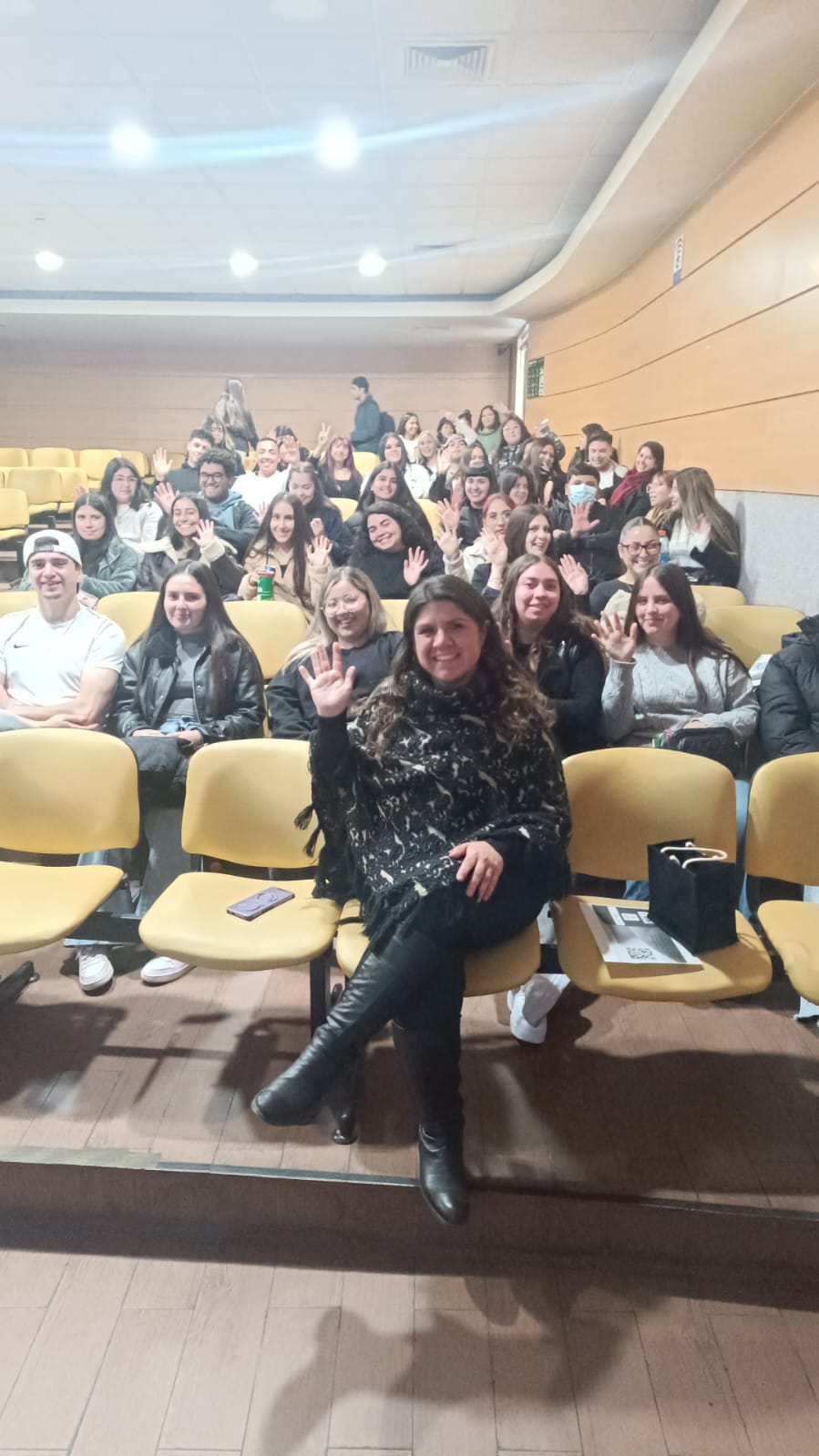 Clase espejo sobre inmunización reunió a estudiantes de Enfermería de Chile y Argentina en torno a la salud pública internacional