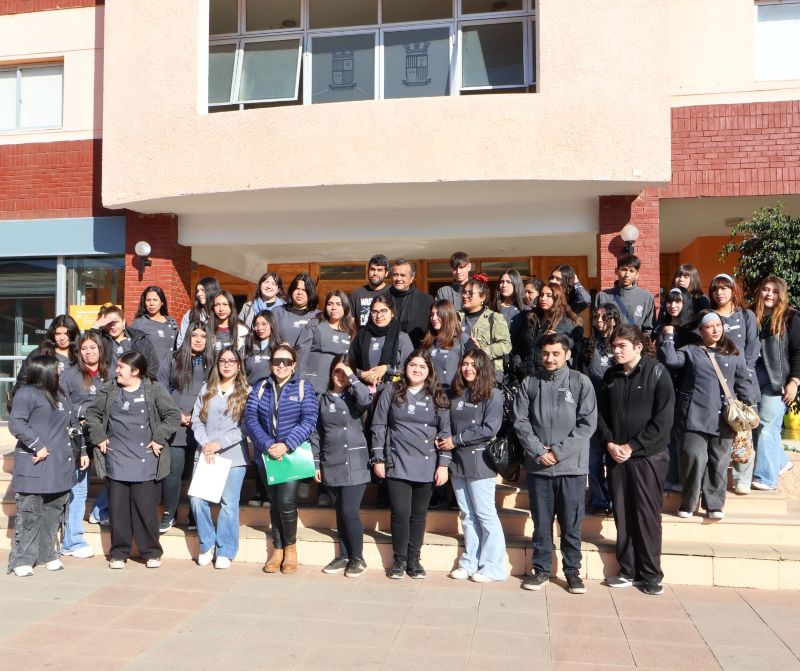 Estudiantes de Servicio Social realizan levantamiento de información en Punitaqui para aportar al desarrollo local