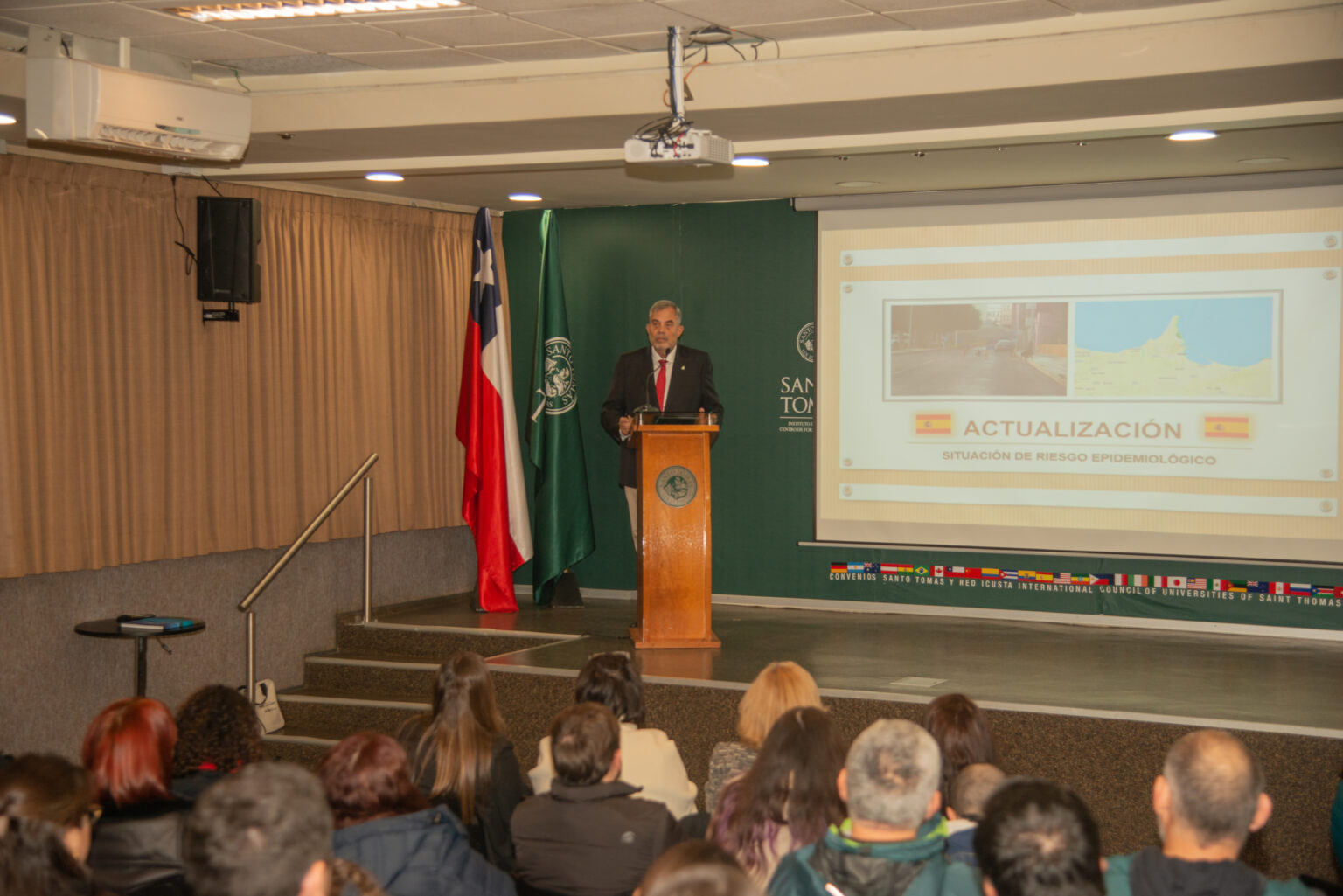 Clausura del Programa de Manejo y Prevención de Mordeduras Caninas en Universidad Santo Tomás