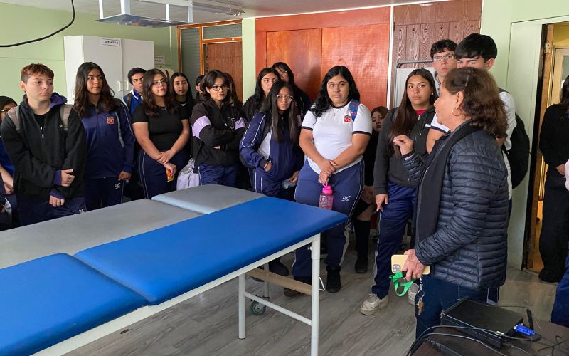“Tomasino por un día” acercó a estudiantes de Arica a la experiencia de estudiar en Santo Tomás