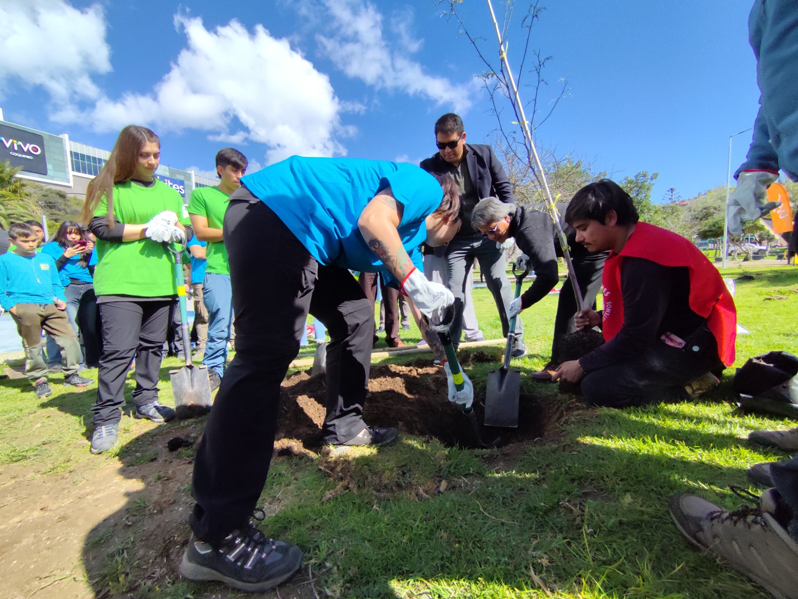 Tomasinos llegaron a Coquimbo para participar de forestación que dio el cierre a la 8va Semana del Clima desarrollada por primera vez en regiones