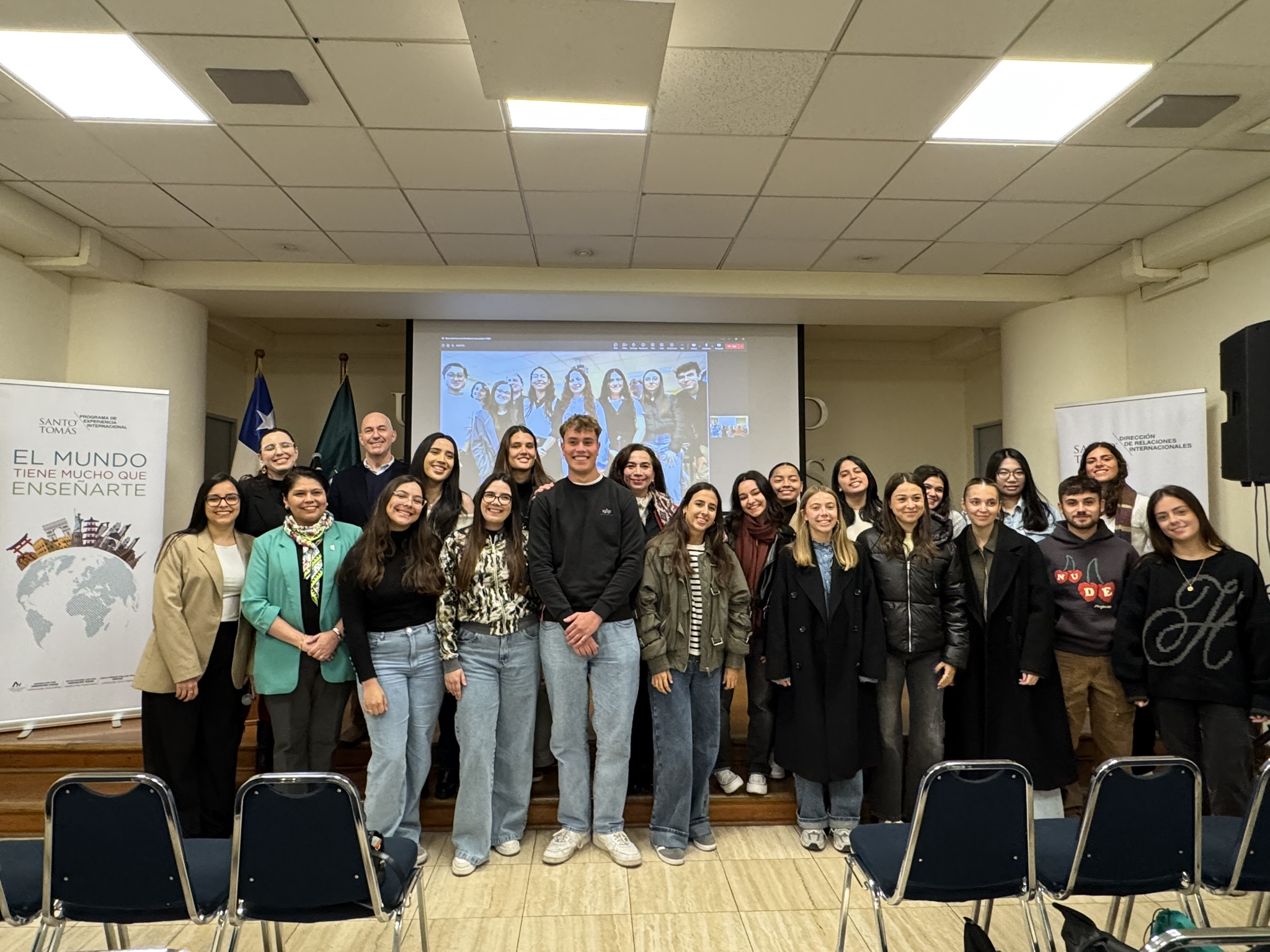 Santo Tomás da la bienvenida a nuevos alumnos de intercambio en sede Santiago y Concepción
