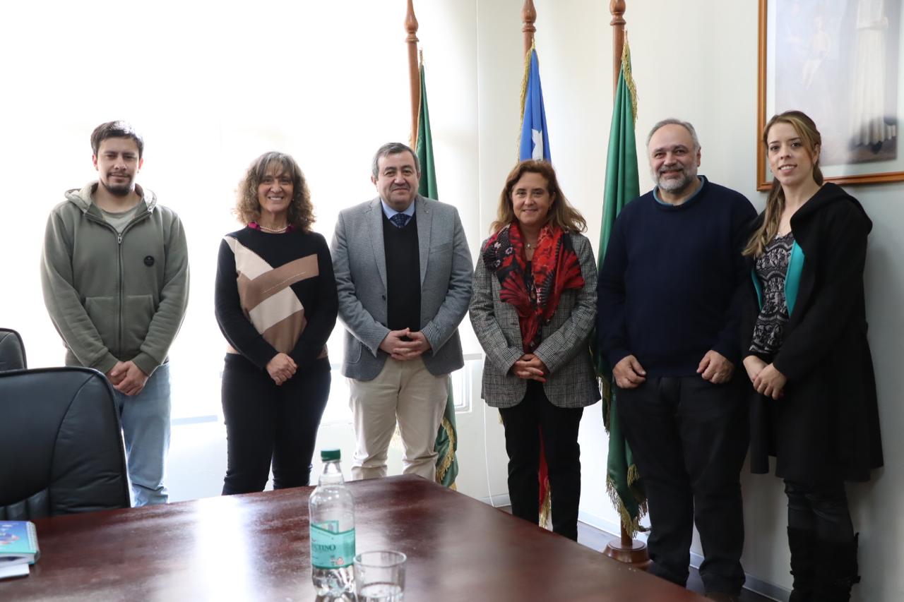 Exponen avances de investigación Fondecyt en fisiología reproductiva ovina con participación de académico internacional