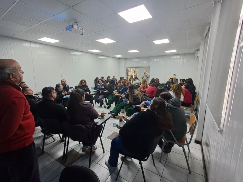 Taller "Nuestro Sello" convocó a funcionarios Tomasinos de Puente Alto