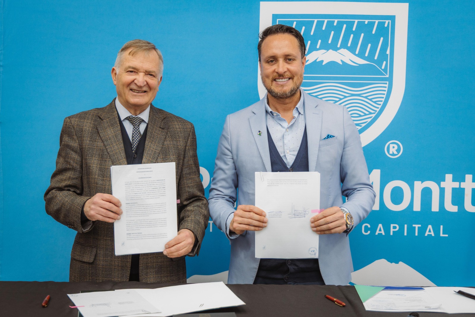 Municipalidad de Puerto Montt y Santo Tomás firman alianza por el bienestar animal