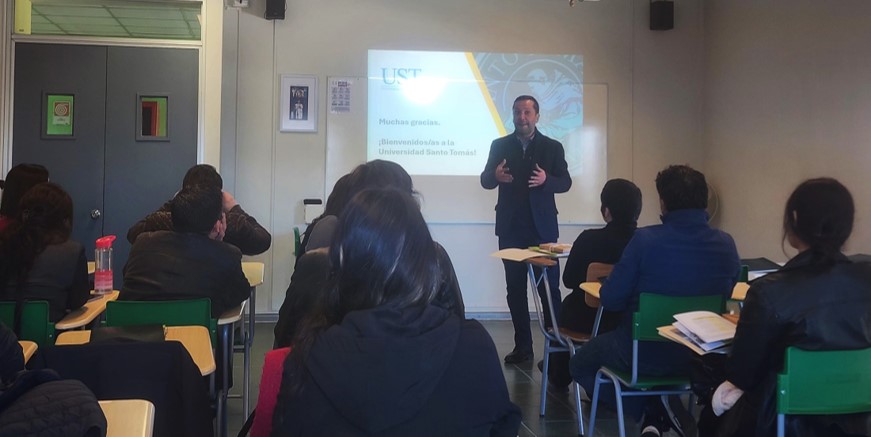 UNIVERSIDAD SANTO TOMÁS VIÑA DEL MAR DIO LA BIENVENIDA A NUEVOS ACADÉMICOS EN JORNADA DE INDUCCIÓN
