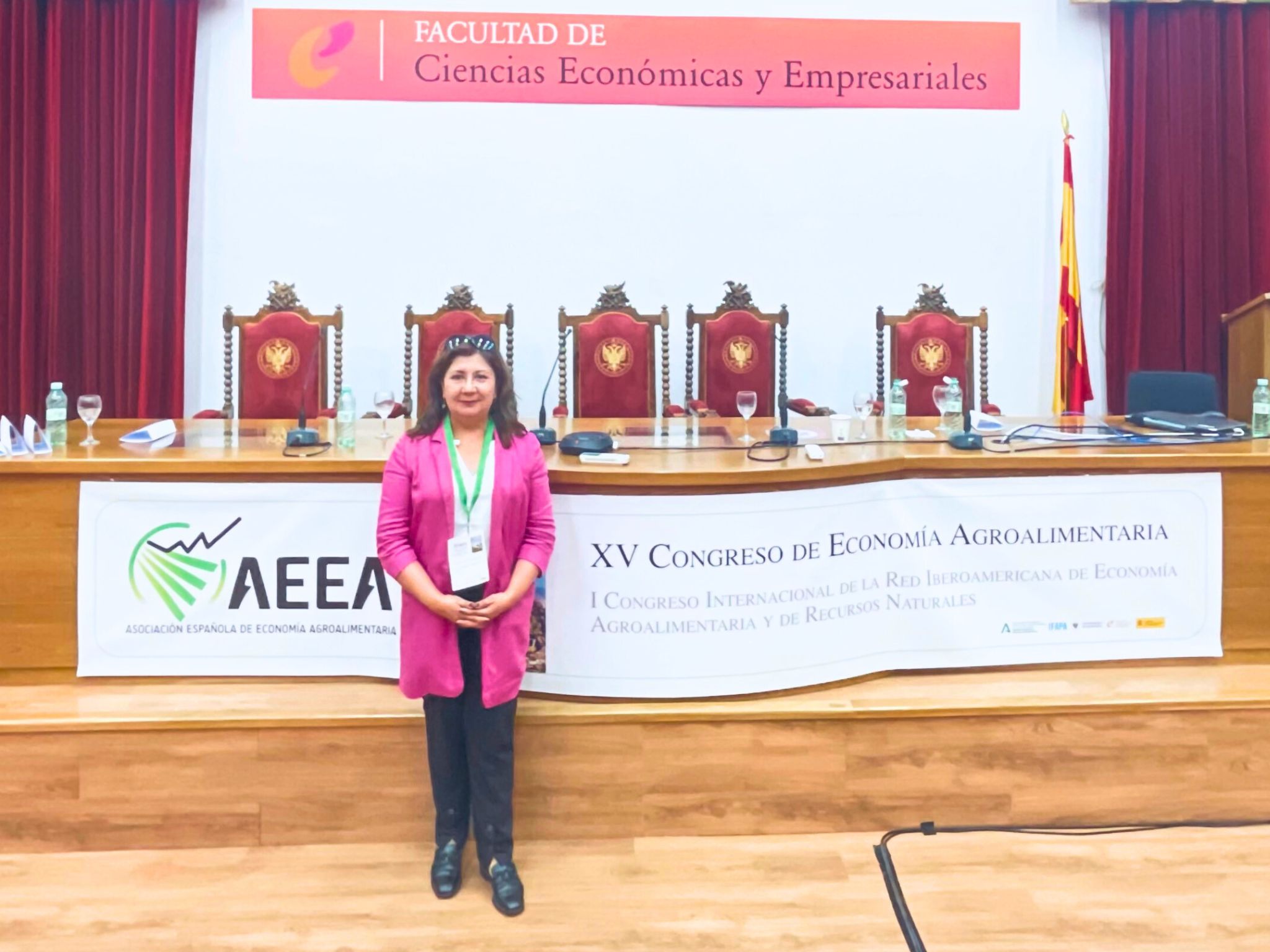 Directora de Ingeniería Comercial UST Iquique participa en congresos internacionales en España