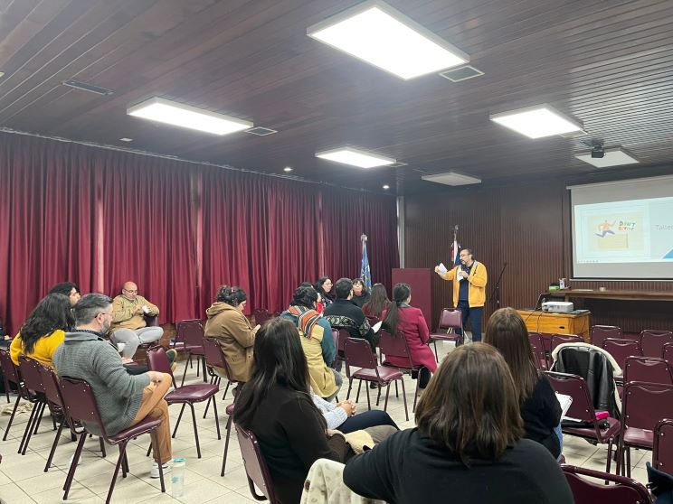 Facultad de Educación impulsa capacitación docente basada en los desafíos de la diversidad escolar