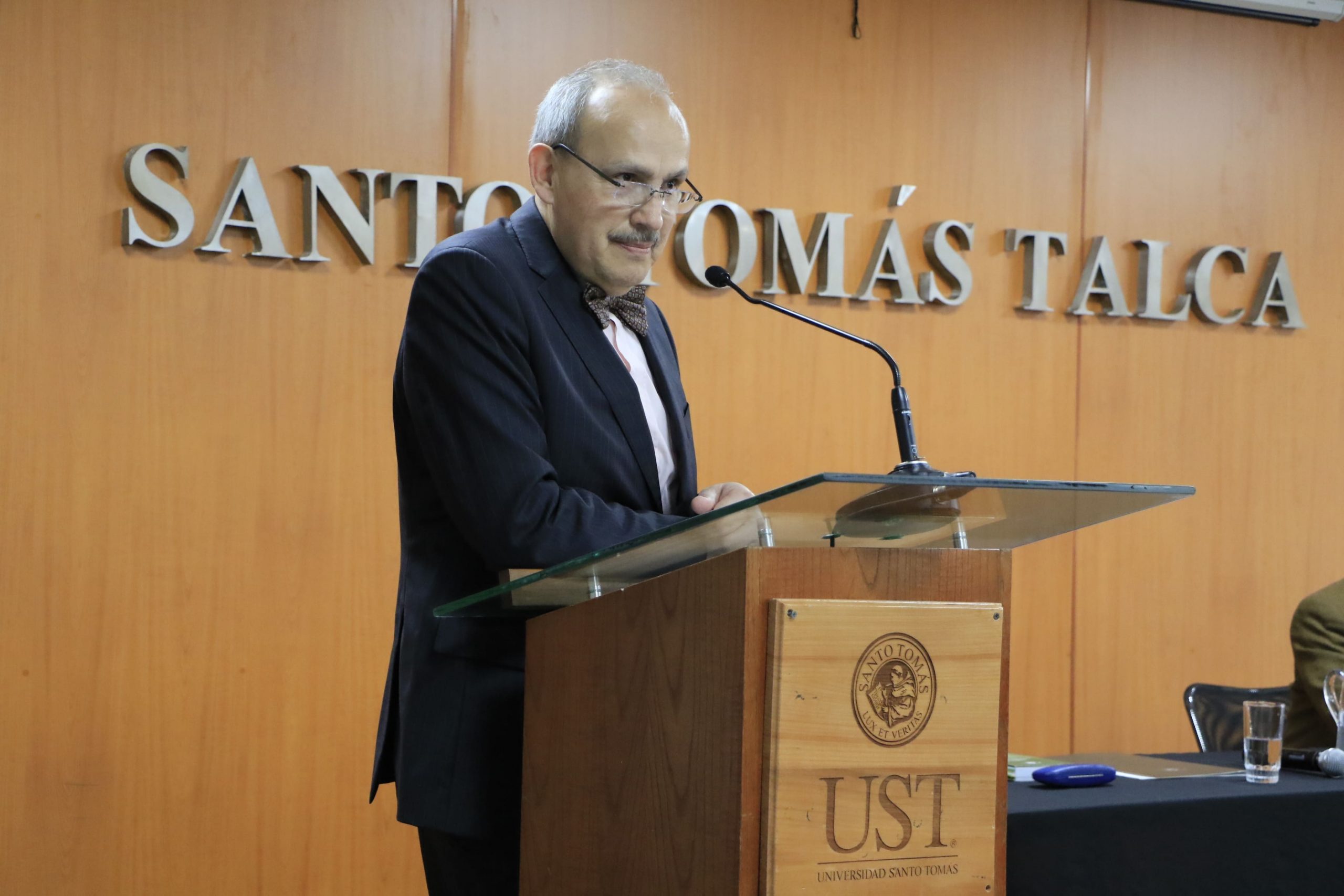 Mario Gómez Montoya: “El Tribunal Constitucional es un legislador positivo” en su visita a la UST Talca