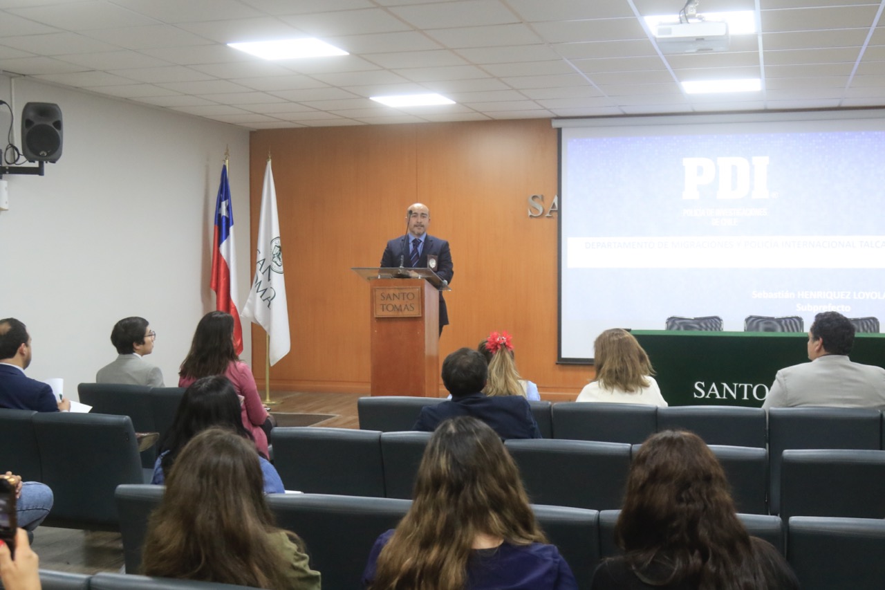 Seminario en Santo Tomás Talca aborda derechos de niños, niñas y adolescentes migrantes