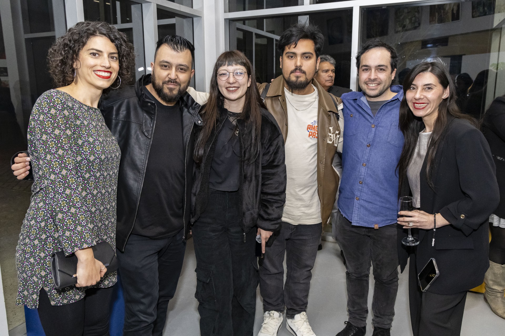 Estudiantes de Santo Tomás Concepción participaron en grabaciones de documental de Netflix