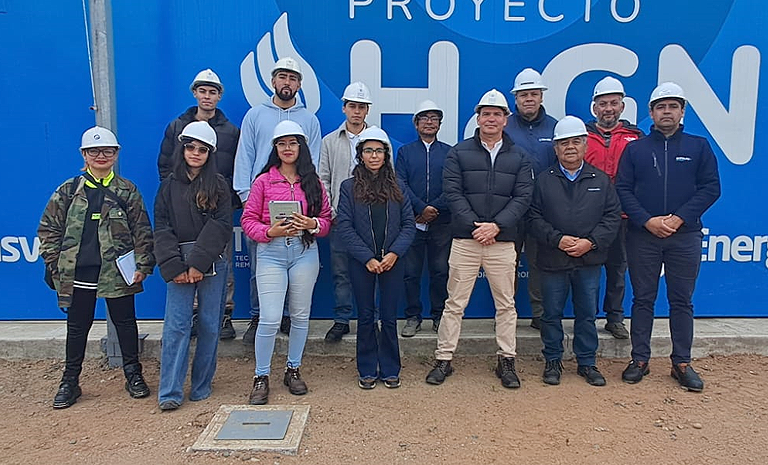 Estudiantes Santo Tomás visitan planta pionera de hidrógeno verde de Gasvalpo en Coquimbo
