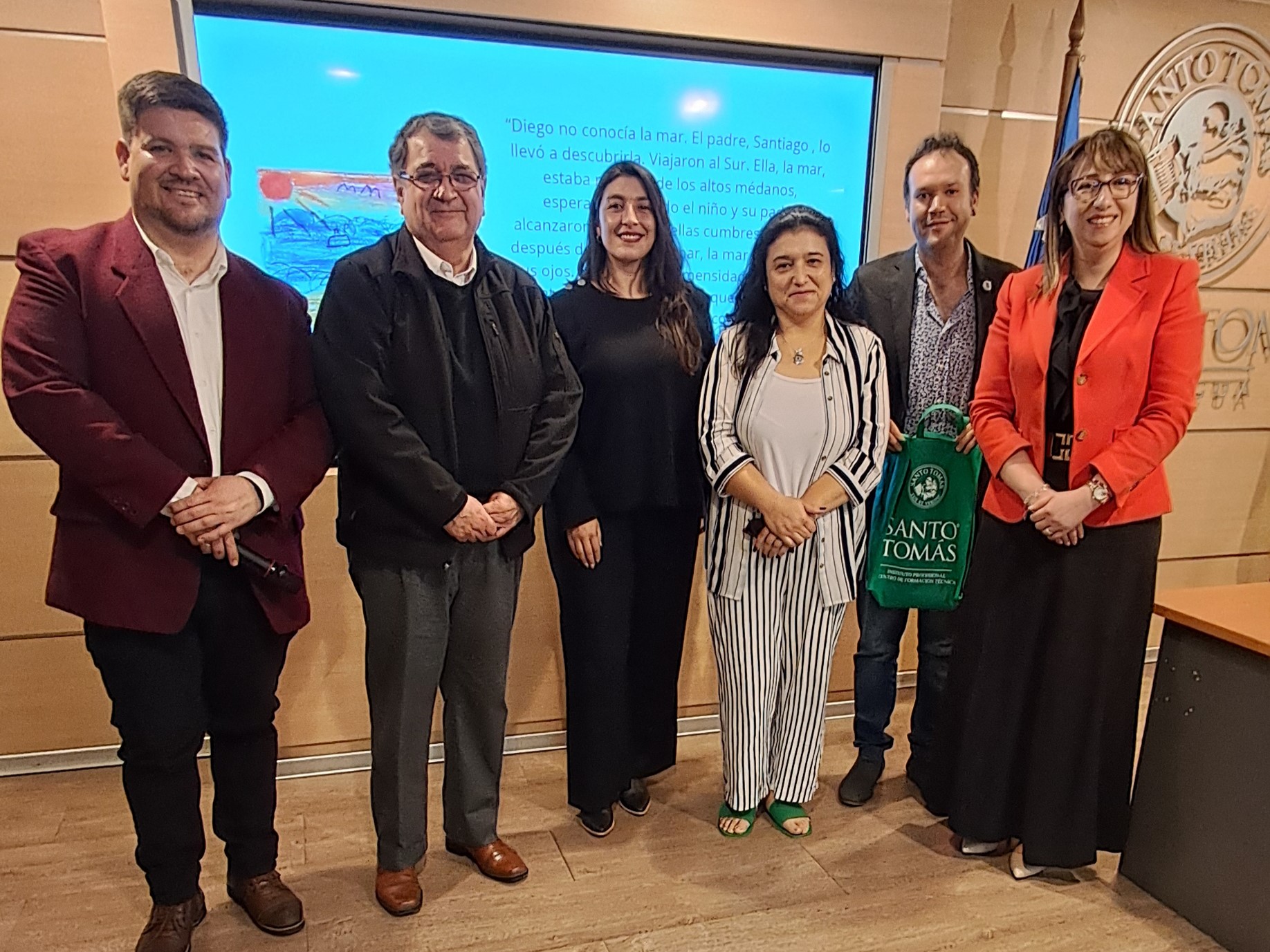 Estudiantes de Santo Tomás e IP Chile se unieron para celebrar los 100 años del Trabajo Social en Latinoamérica