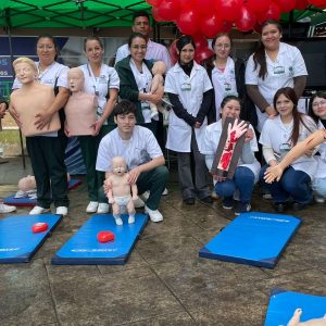 Participación carrera de TENS CFT Osorno en 4°Feria Anual de Seguridad Escolar