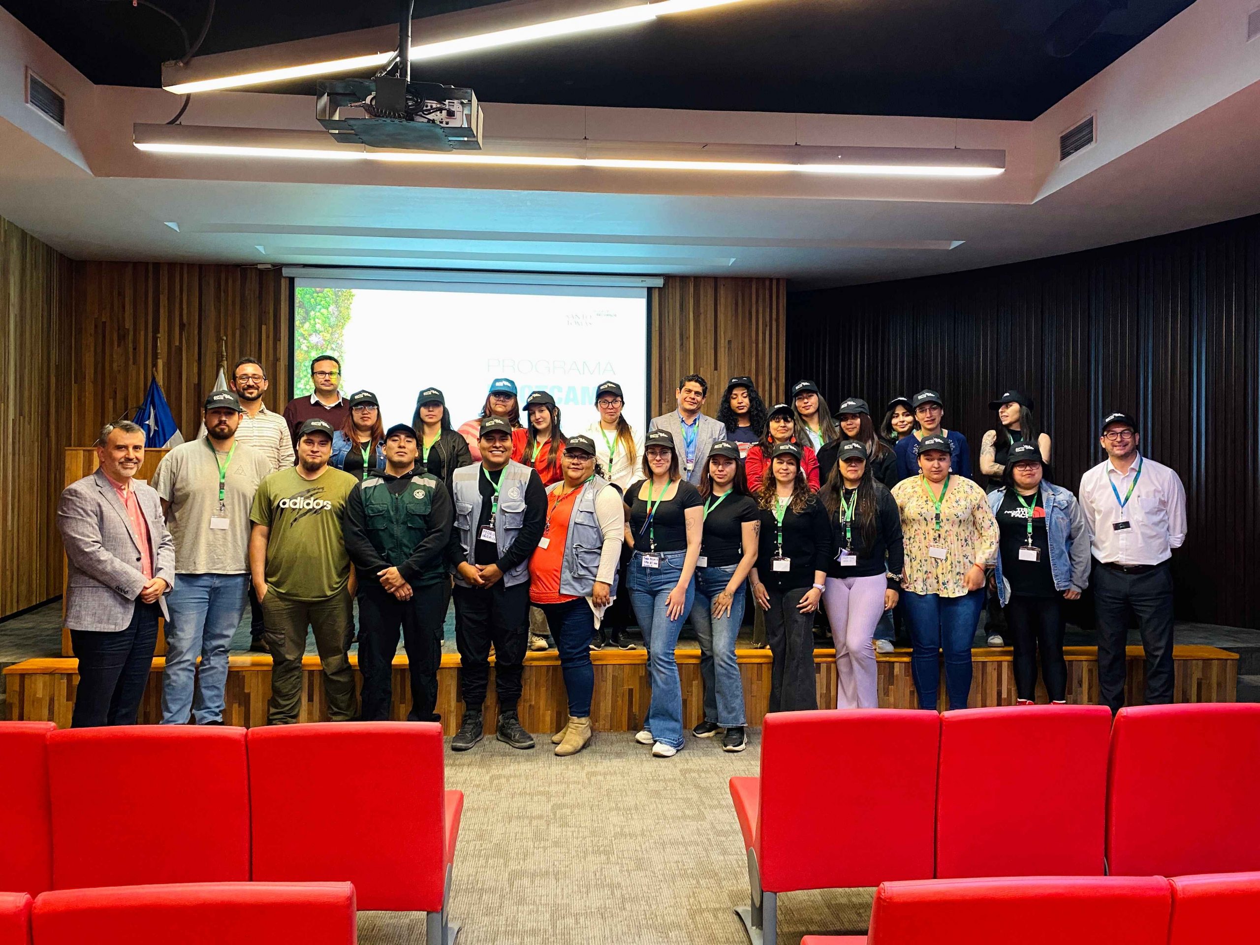 Primer Bootcamp de Innovación en Recursos Naturales en la sede Santiago Centro