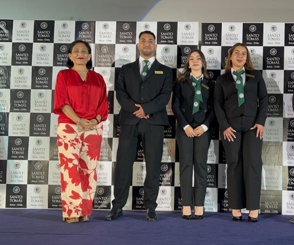 Estudiantes del CFT-IP Santo Tomás vivieron sus ceremonias de investidura 2025