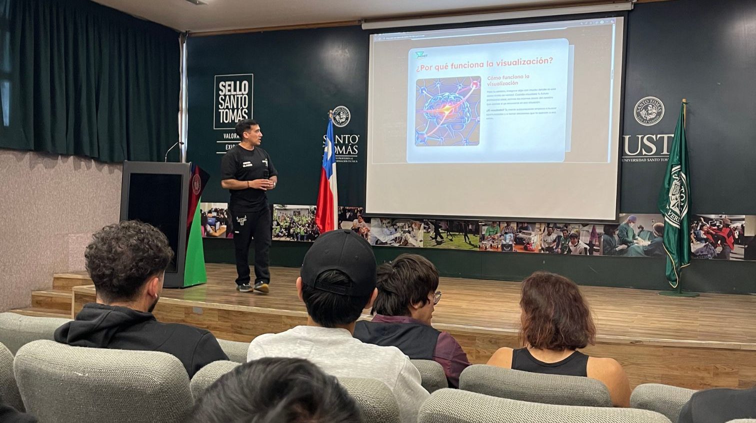 Área de Actividad Física y Deportes de Santo Tomás Concepción realizó actividad para impulsar la creatividad y el emprendimiento en sus estudiantes
