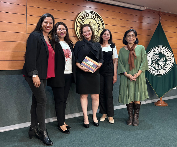 Concurso “Arica Santo Tomás Cuenta” premió a sus ganadores en su 10ª versión