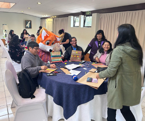 Santo Tomás Educación Continua junto a CONADI promueven la revitalización de la lengua Aymara a través de diplomado para las ELCI de la Región de Arica y Parinacota