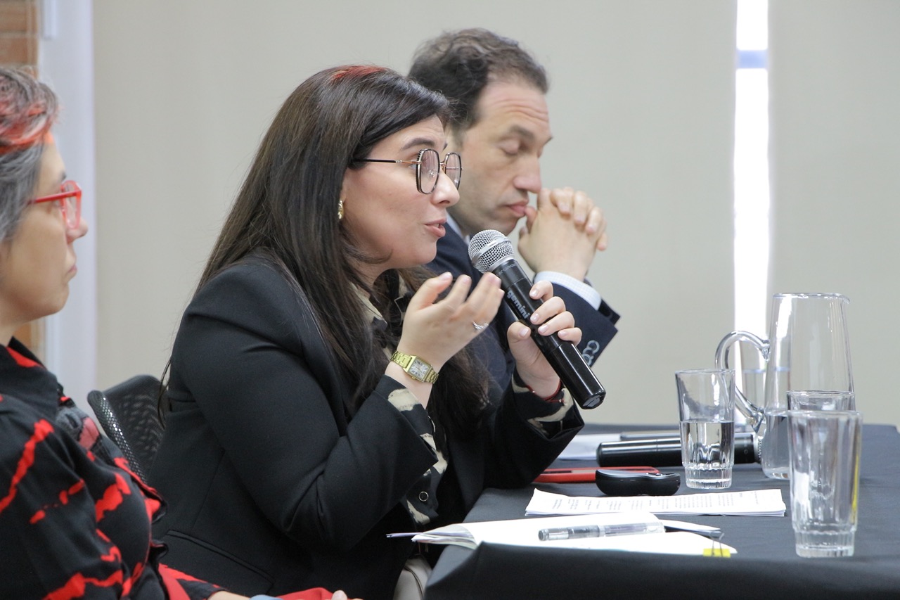 Encuentro en UST Talca convocó a expertos de UTalca, UCM y la Universidad Autónoma para analizar el impacto jurídico de la Inteligencia Artificial