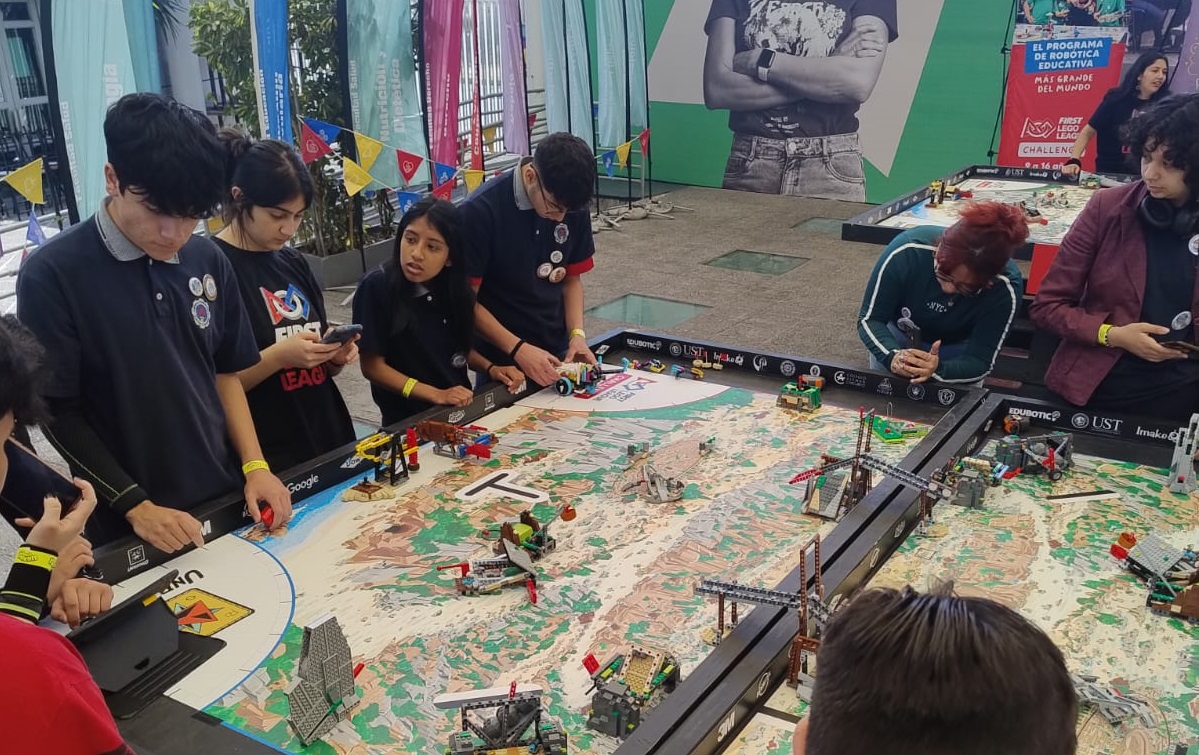 Universidad Santo Tomás Santiago fue nuevamente sede del torneo FIRST LEGO League