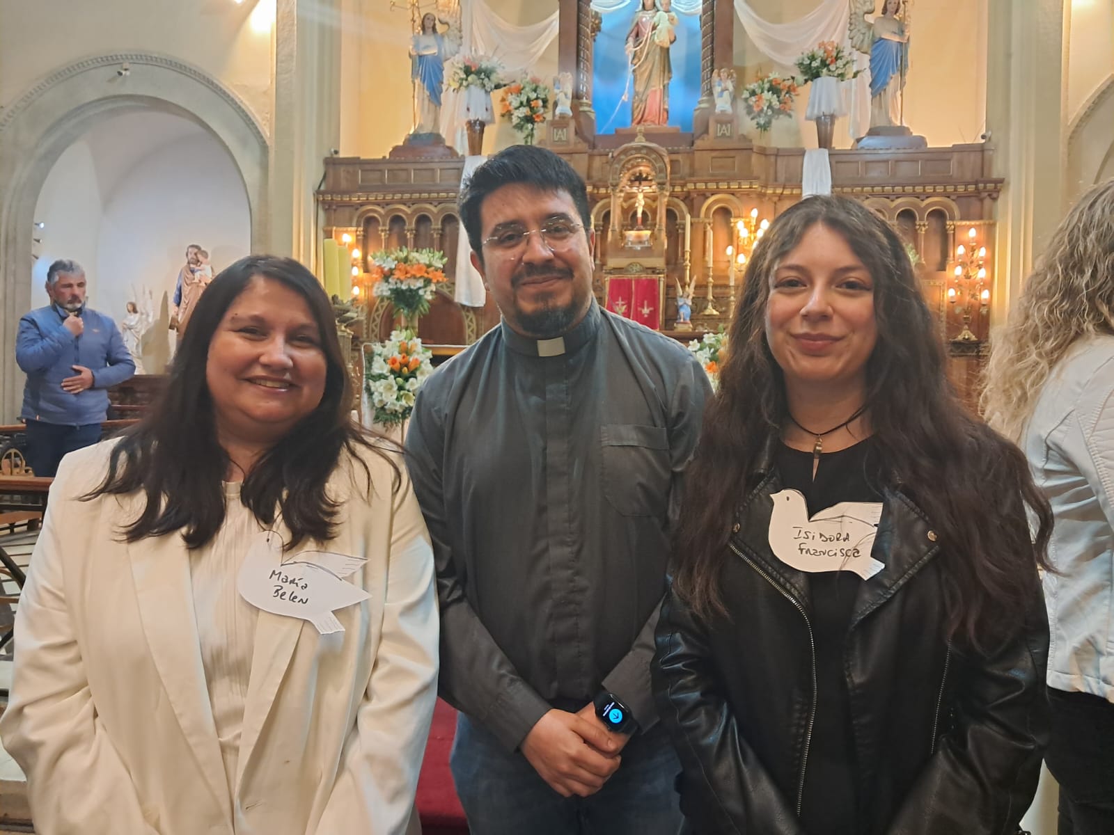 Estudiante y colaboradora de Santo Tomás Viña del Mar recibieron el sacramento de la Confirmación