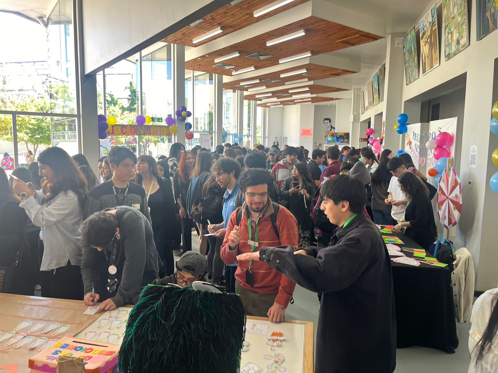 IV Feria de Salud Mental de la UST Los Ángeles convocó a más de 100 personas en un espacio comunitario de bienestar y aprendizaje